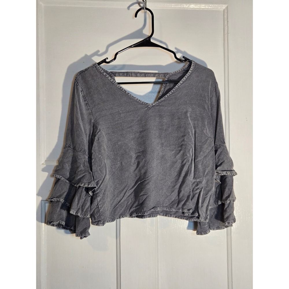 Style Envy Womens Grey Mineral Wash Ruffle Tiered Bell Sleeve V-Neck Crop Top M